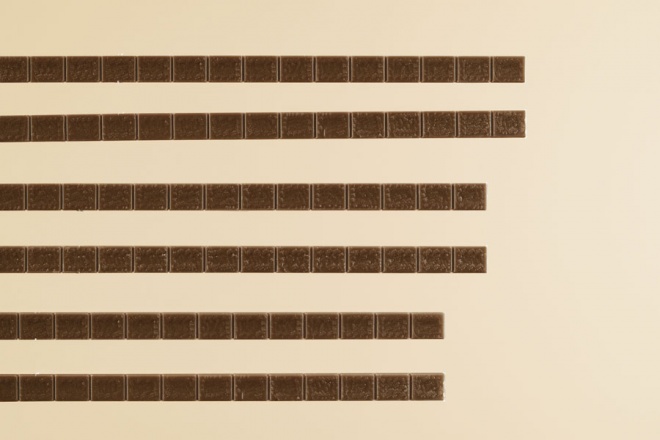 Wall topping stones 12pc.<br /><a href='images/pictures/Auhagen/48656.jpg' target='_blank'>Full size image</a>